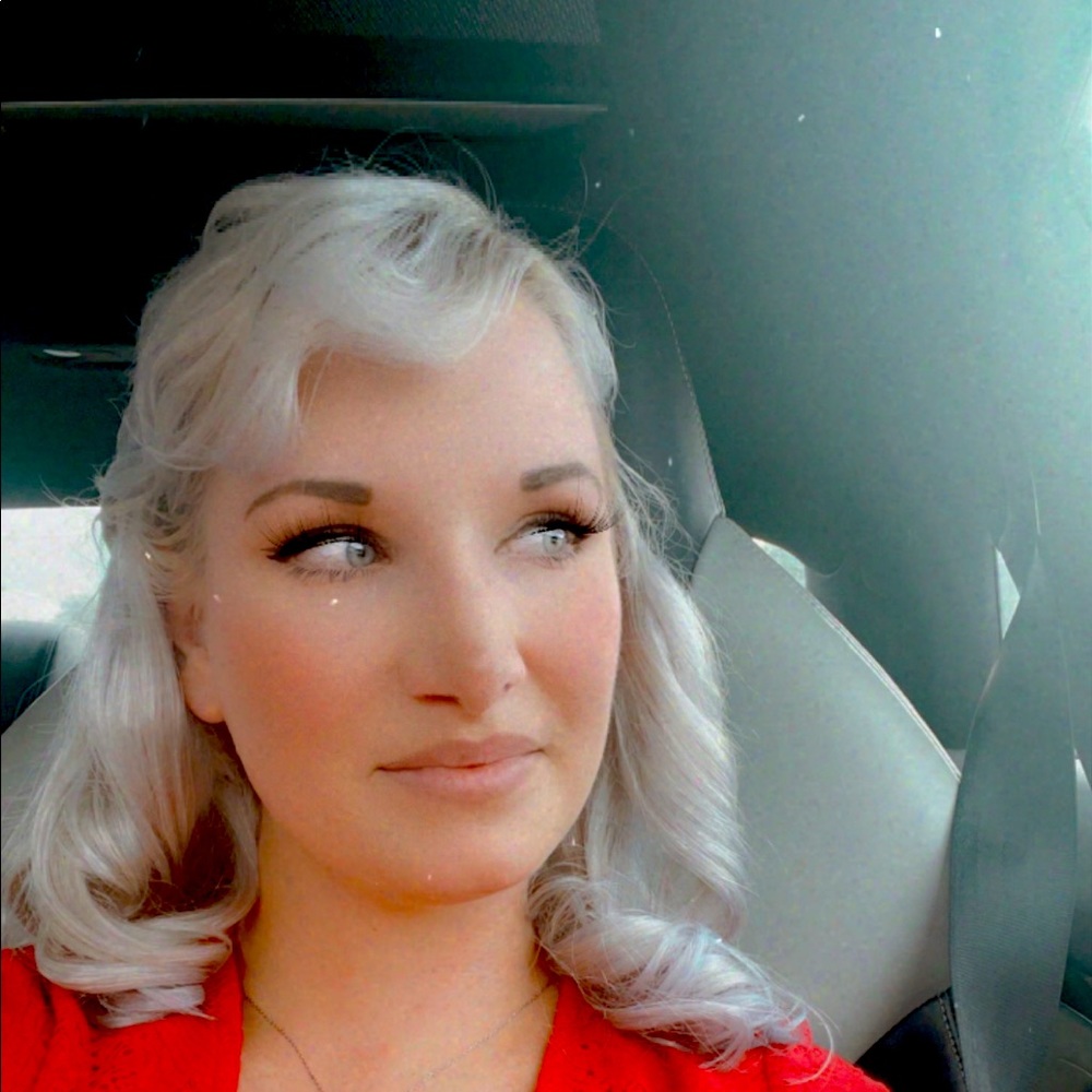 Meet your Posher, Krista